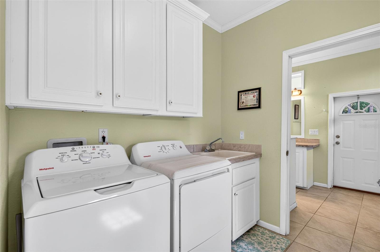 10006 EVANSTON LN — photo 17
