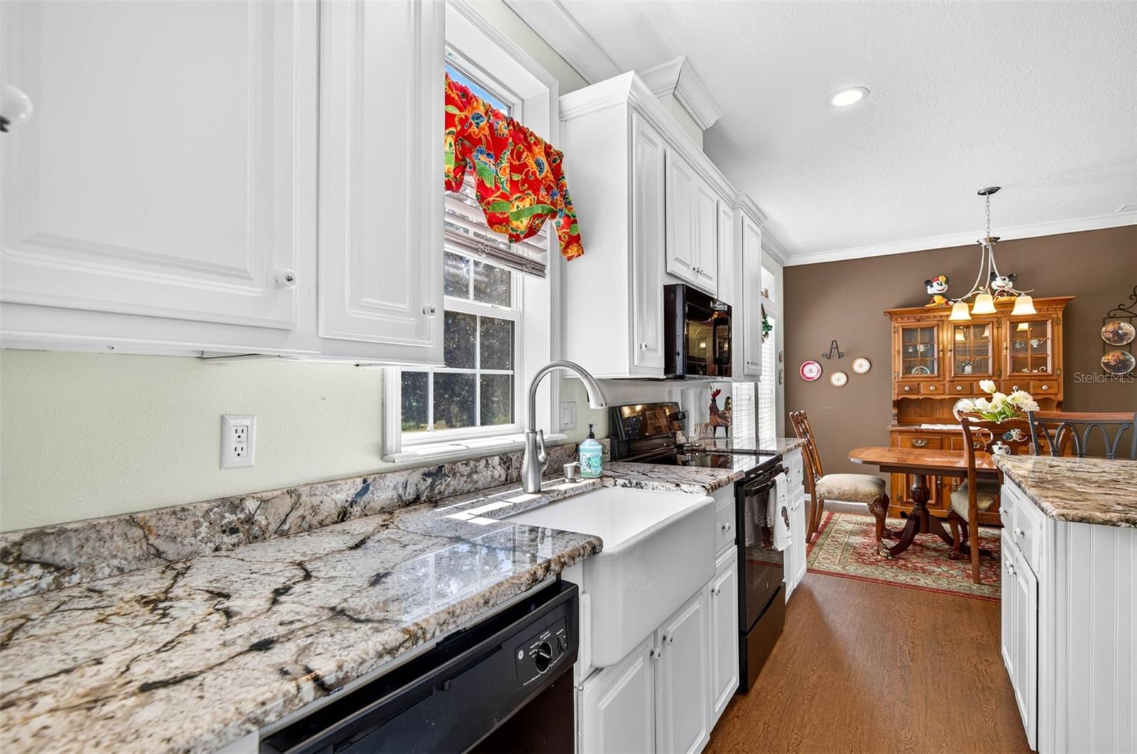 10006 EVANSTON LN — photo 11