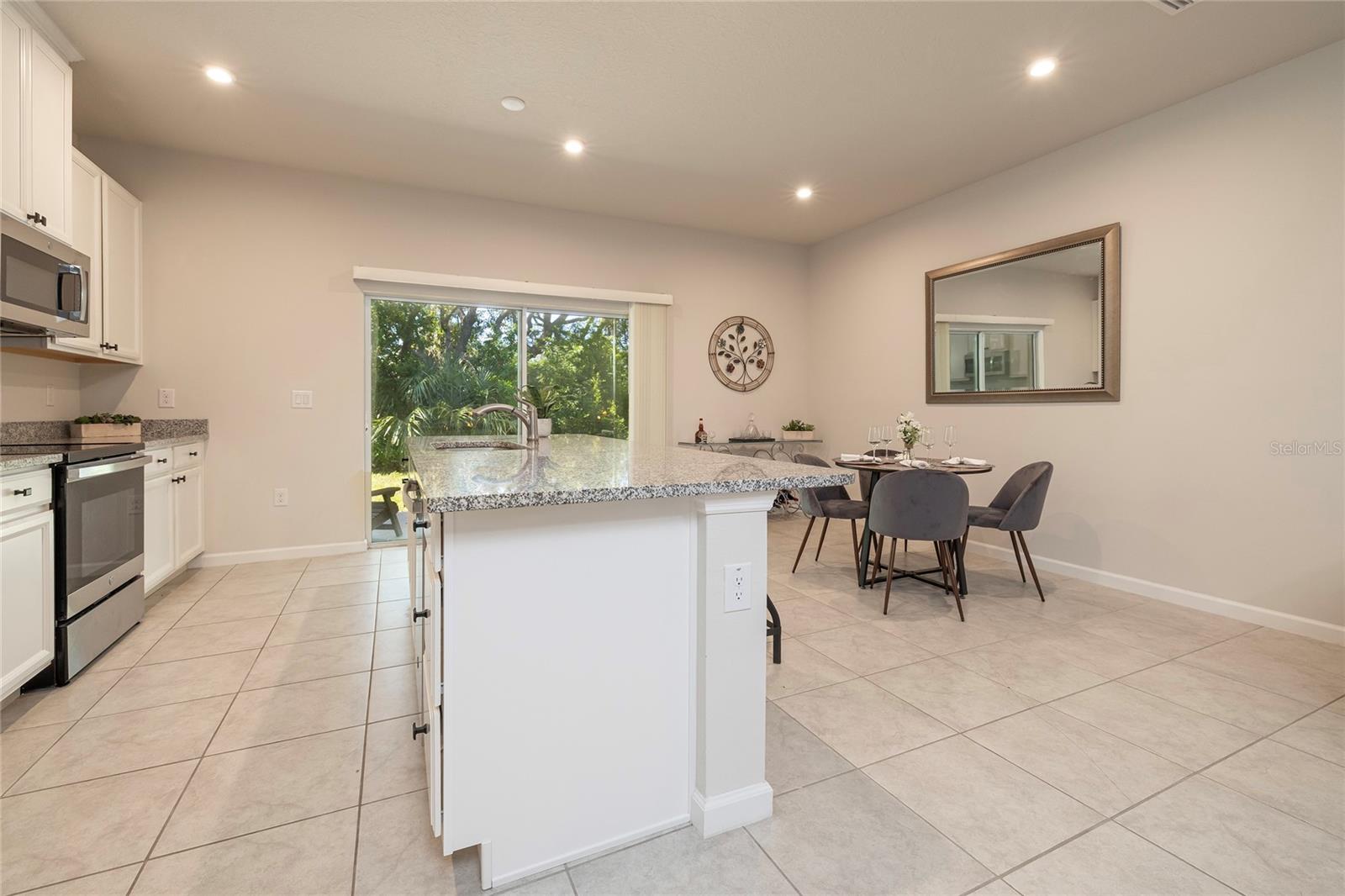 4298 HARBOUR PALM DR — photo 11