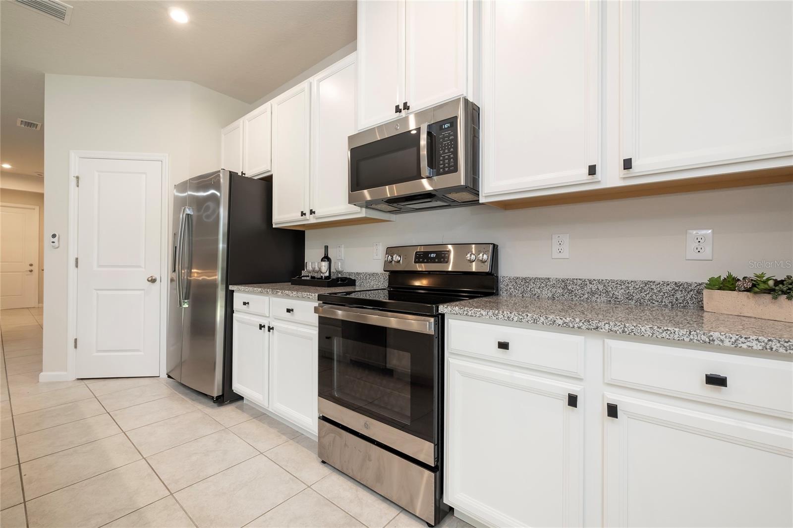 4298 HARBOUR PALM DR — photo 14
