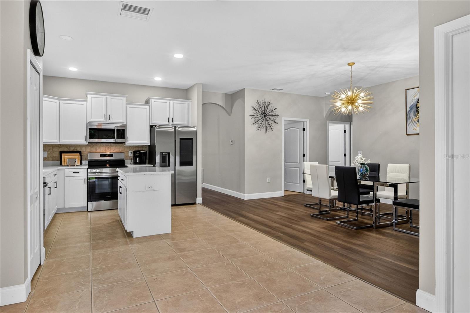 2729 WALDEN WOODS DR — photo 8