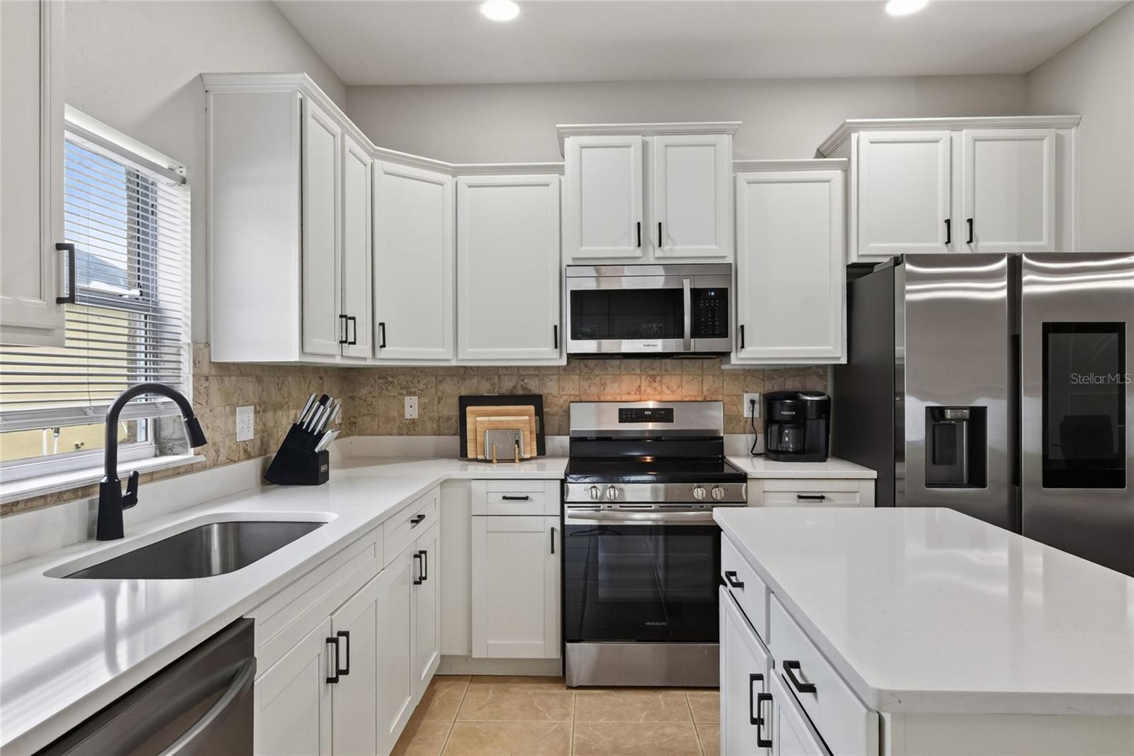 2729 WALDEN WOODS DR — photo 6