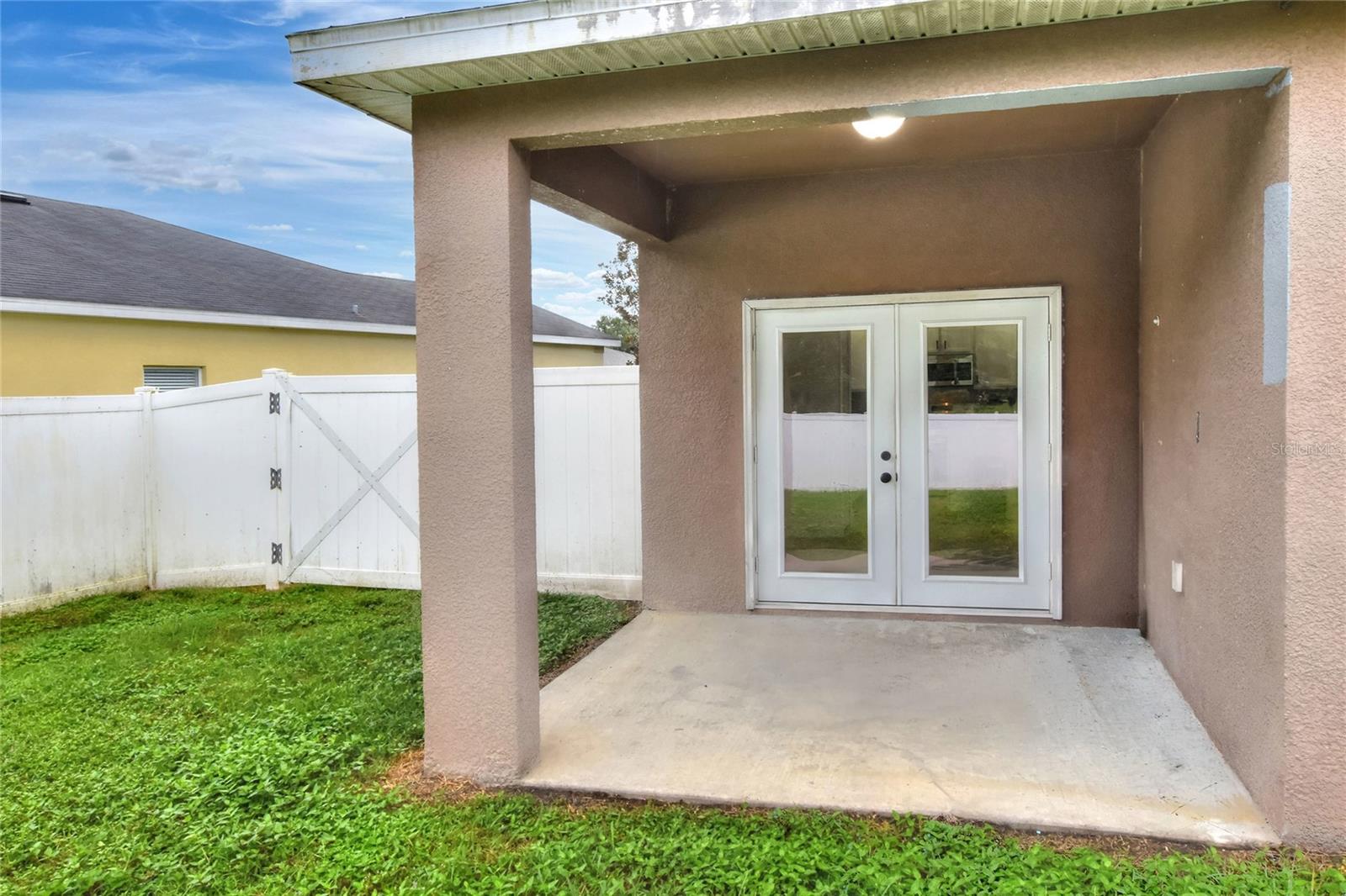 2729 WALDEN WOODS DR — photo 20