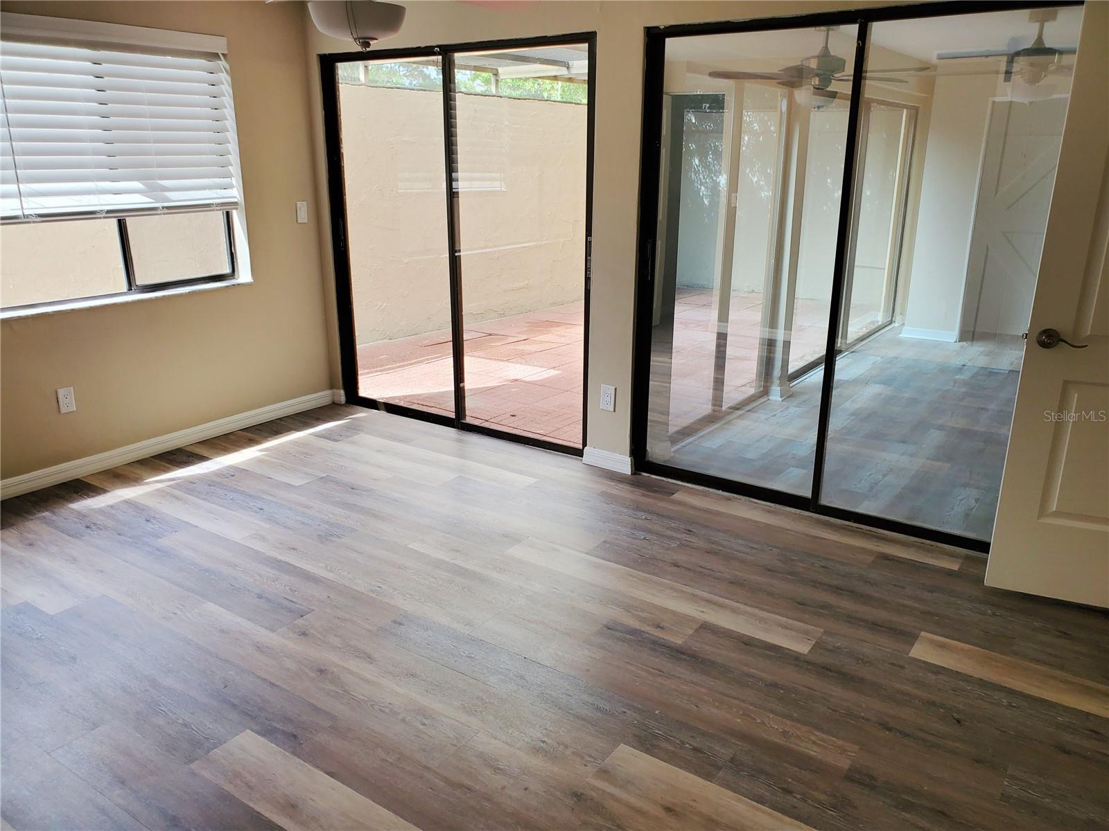7500 ROCKY POINT DR — photo 8