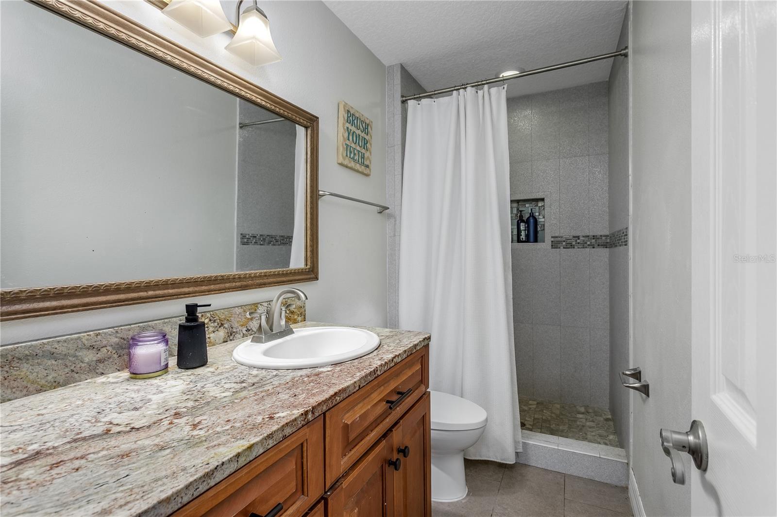 17018 DENNIS RD — photo 29