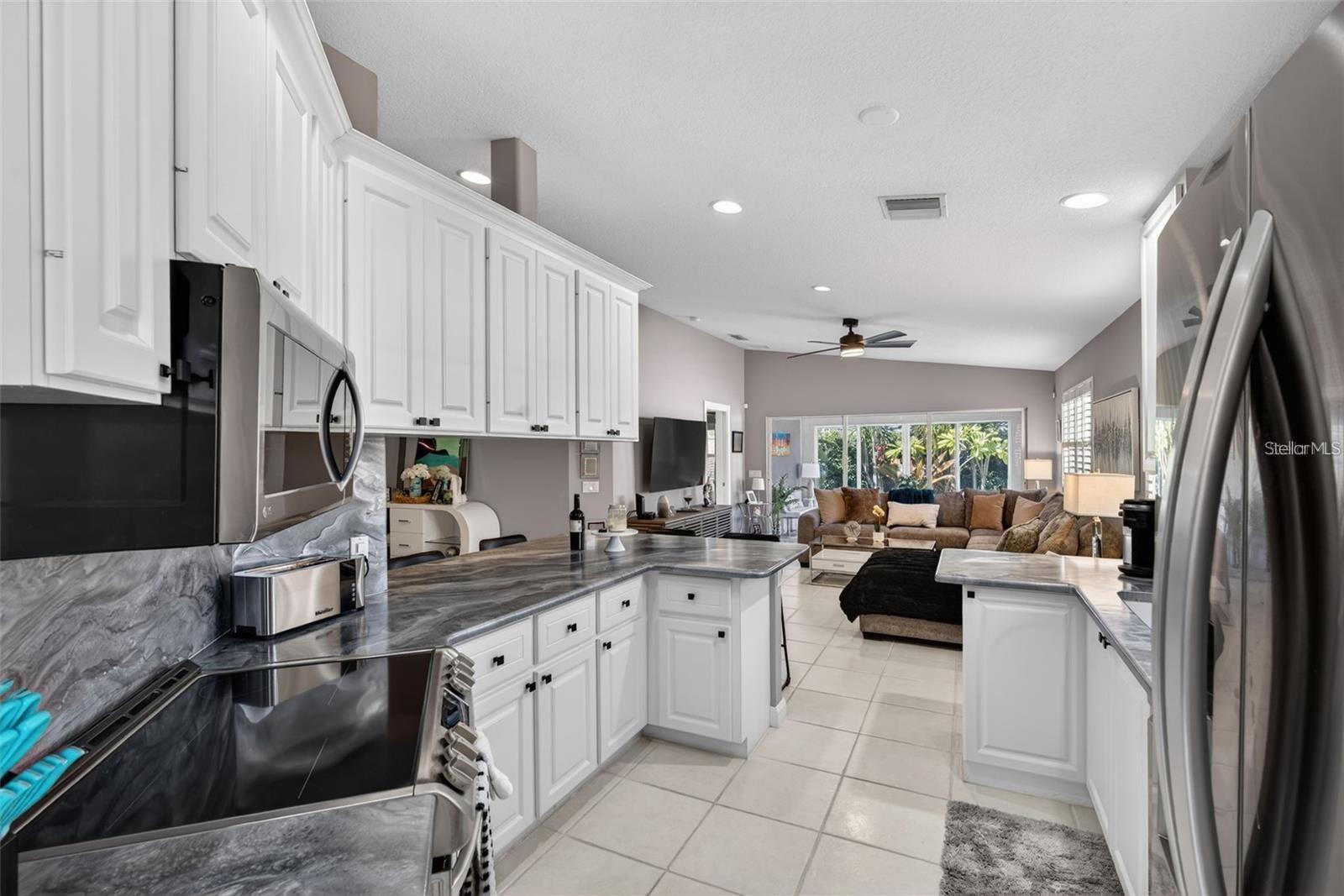 7526 QUINTO DR — photo 18