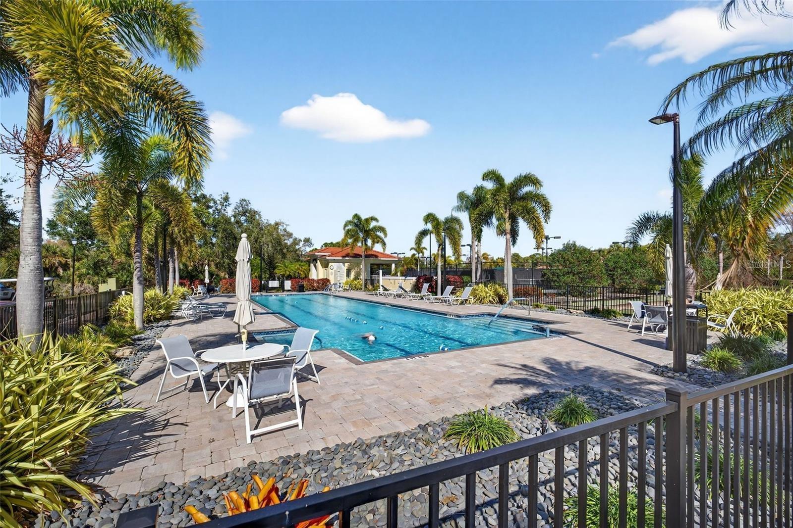 7526 QUINTO DR — photo 37
