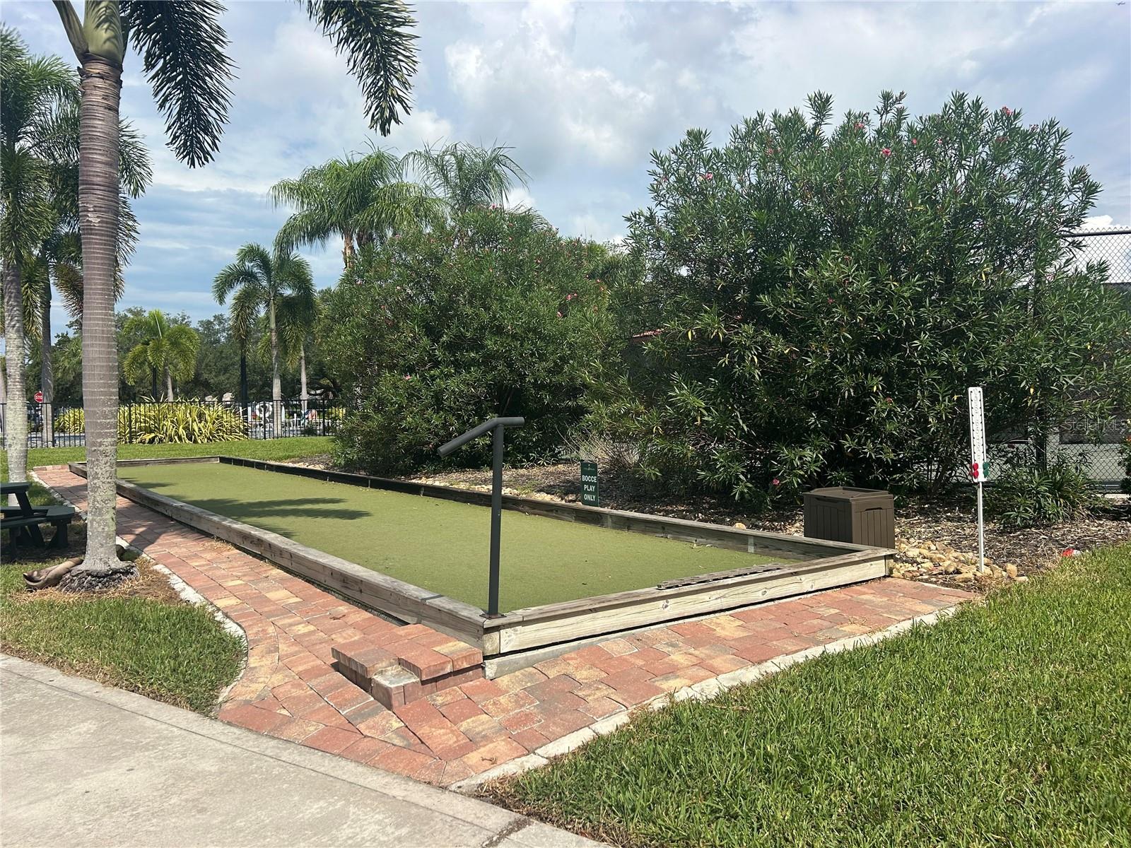 7526 QUINTO DR — photo 40