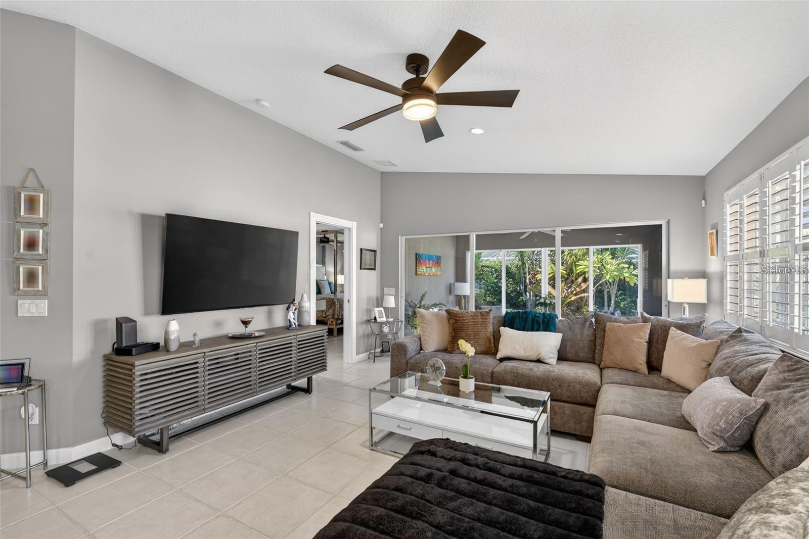 7526 QUINTO DR — photo 13