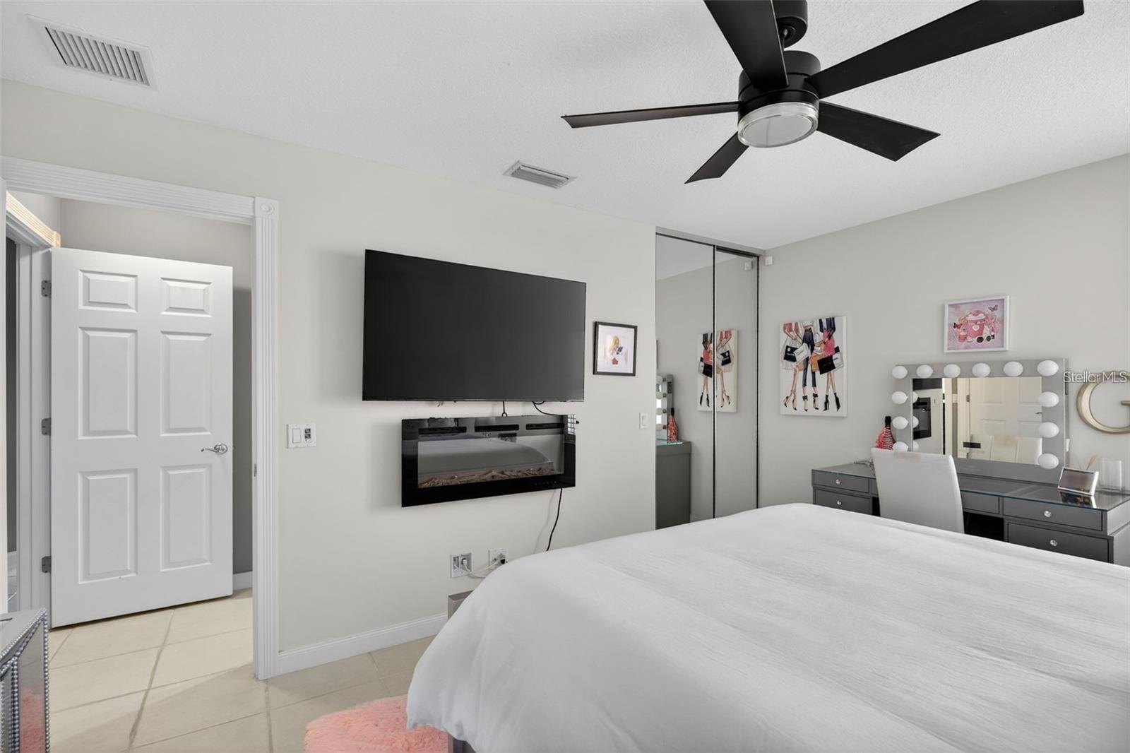 7526 QUINTO DR — photo 26