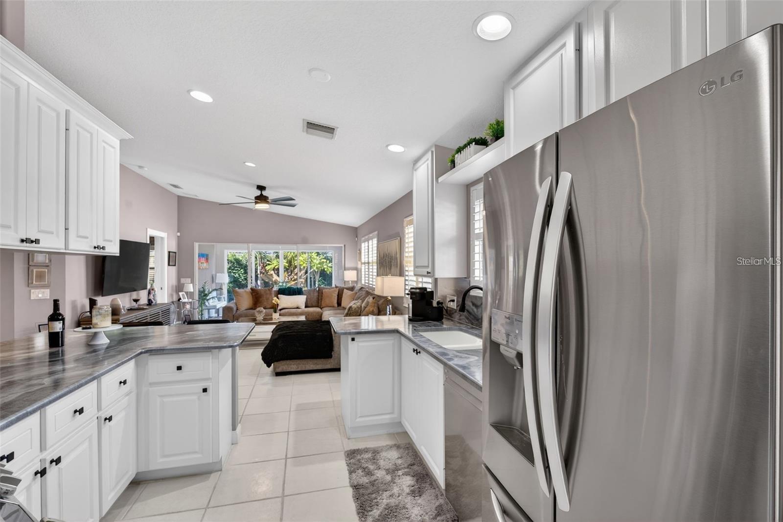 7526 QUINTO DR — photo 16