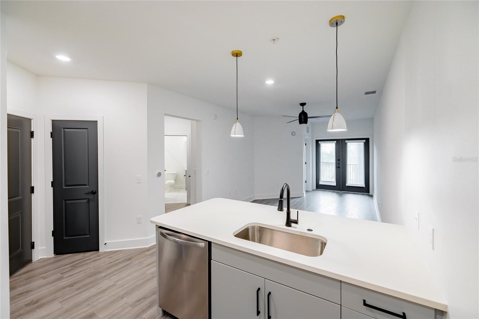 1420 LAKEFRONT DR #7410 — photo 6