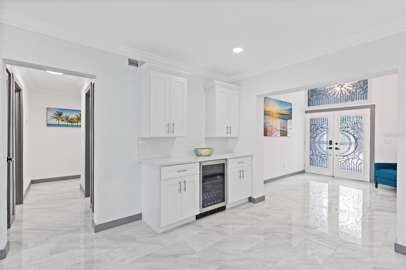 166 BAYSIDE DR — photo 5