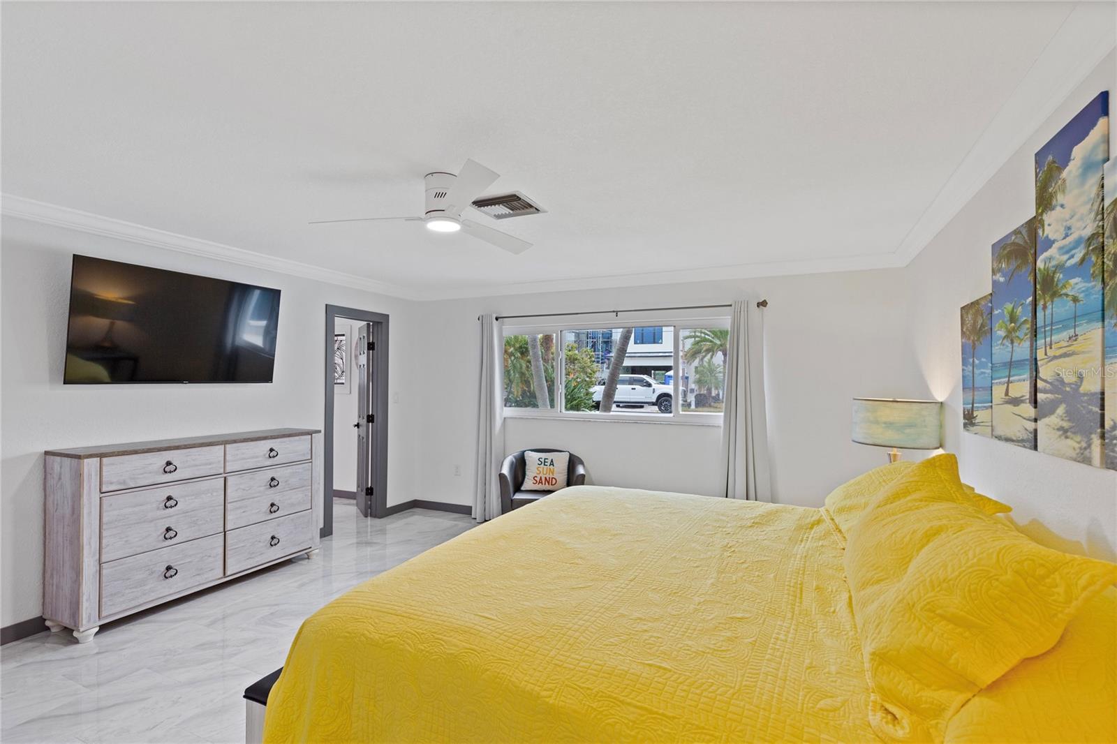166 BAYSIDE DR — photo 23