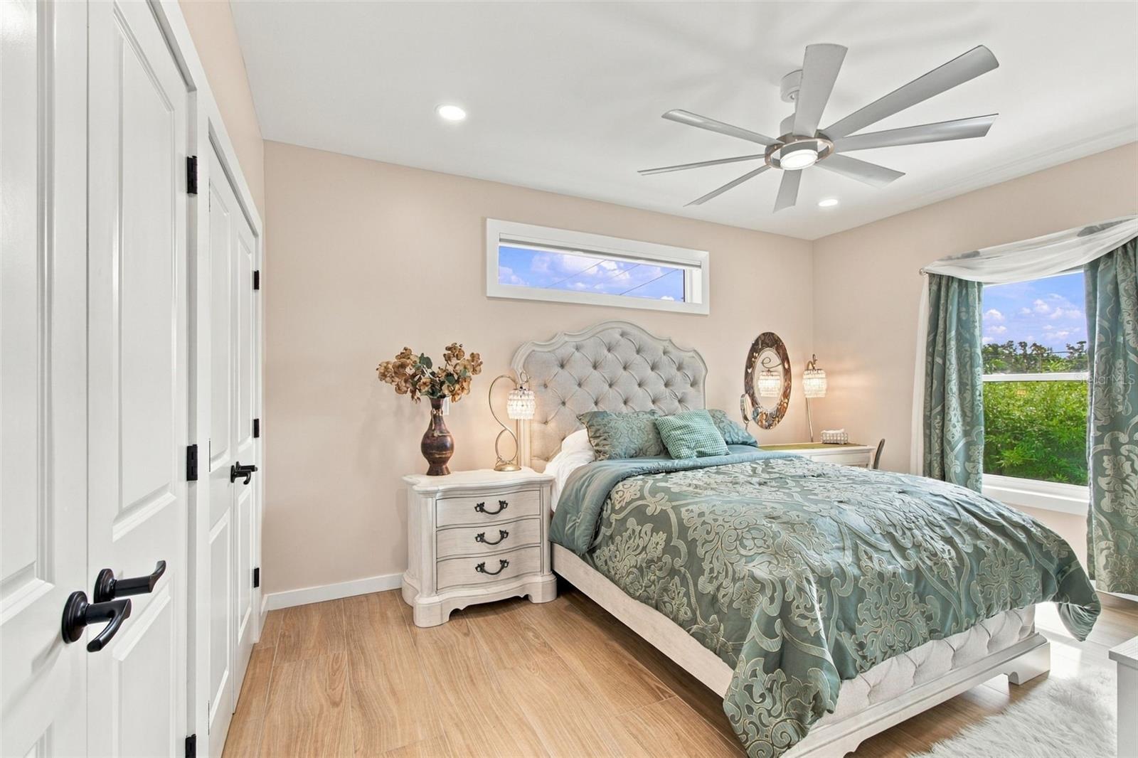 100 MONTEREY BLVD NE — photo 49