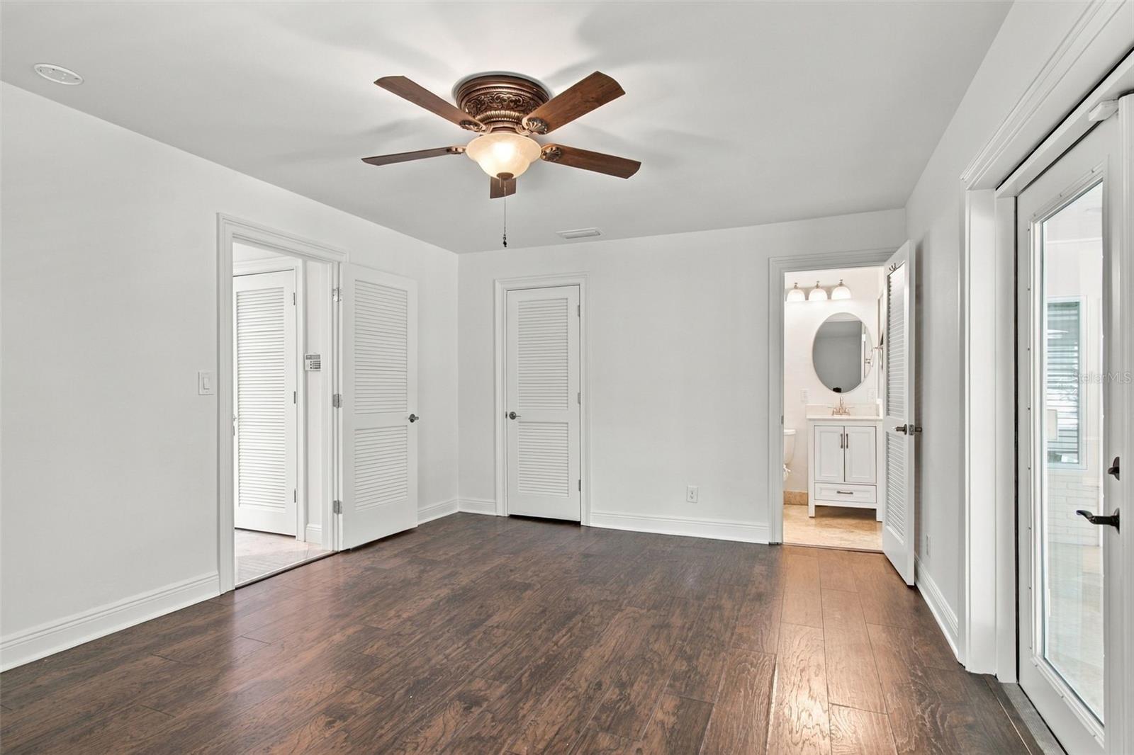 100 MONTEREY BLVD NE — photo 33