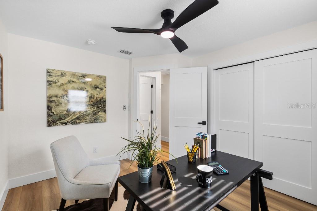 2403 ADRIAN AVE — photo 14