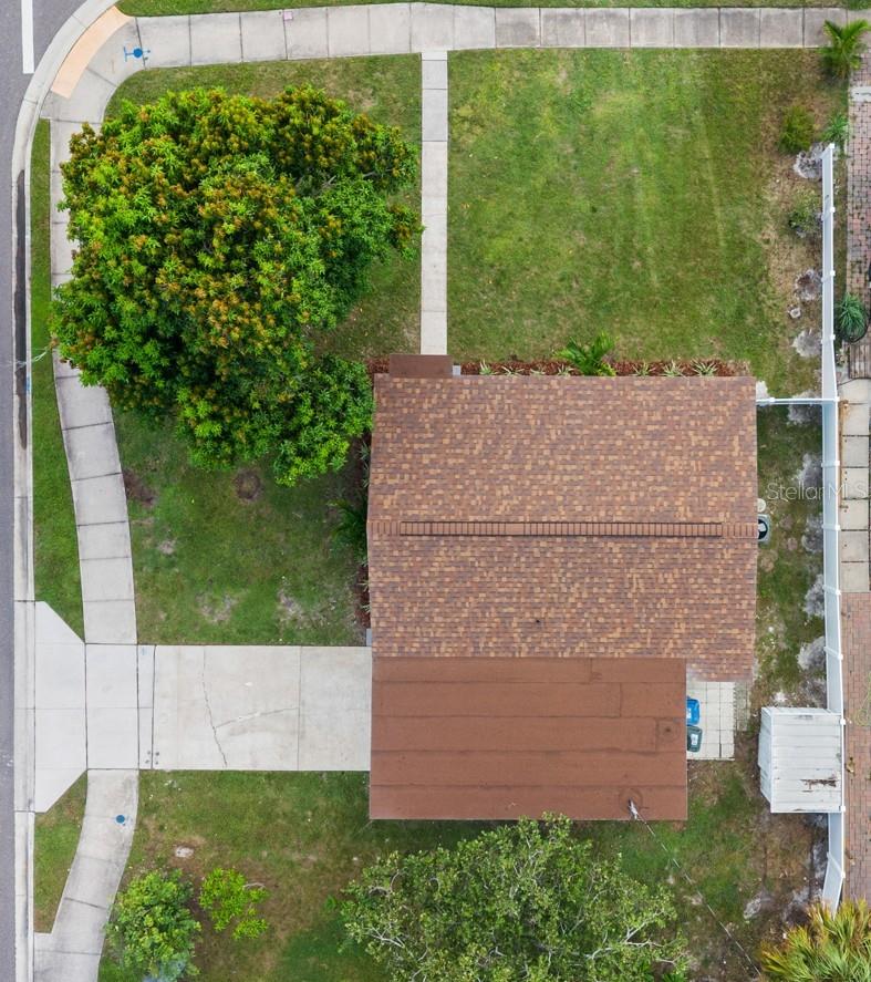 2403 ADRIAN AVE — photo 17