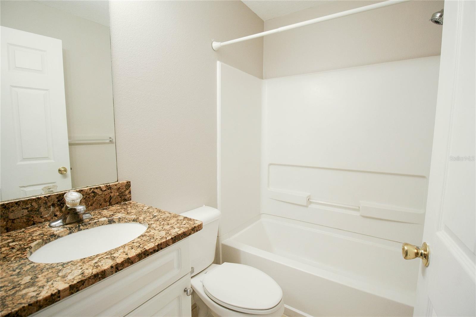 5454 KENSINGTON ST #5454 — photo 13