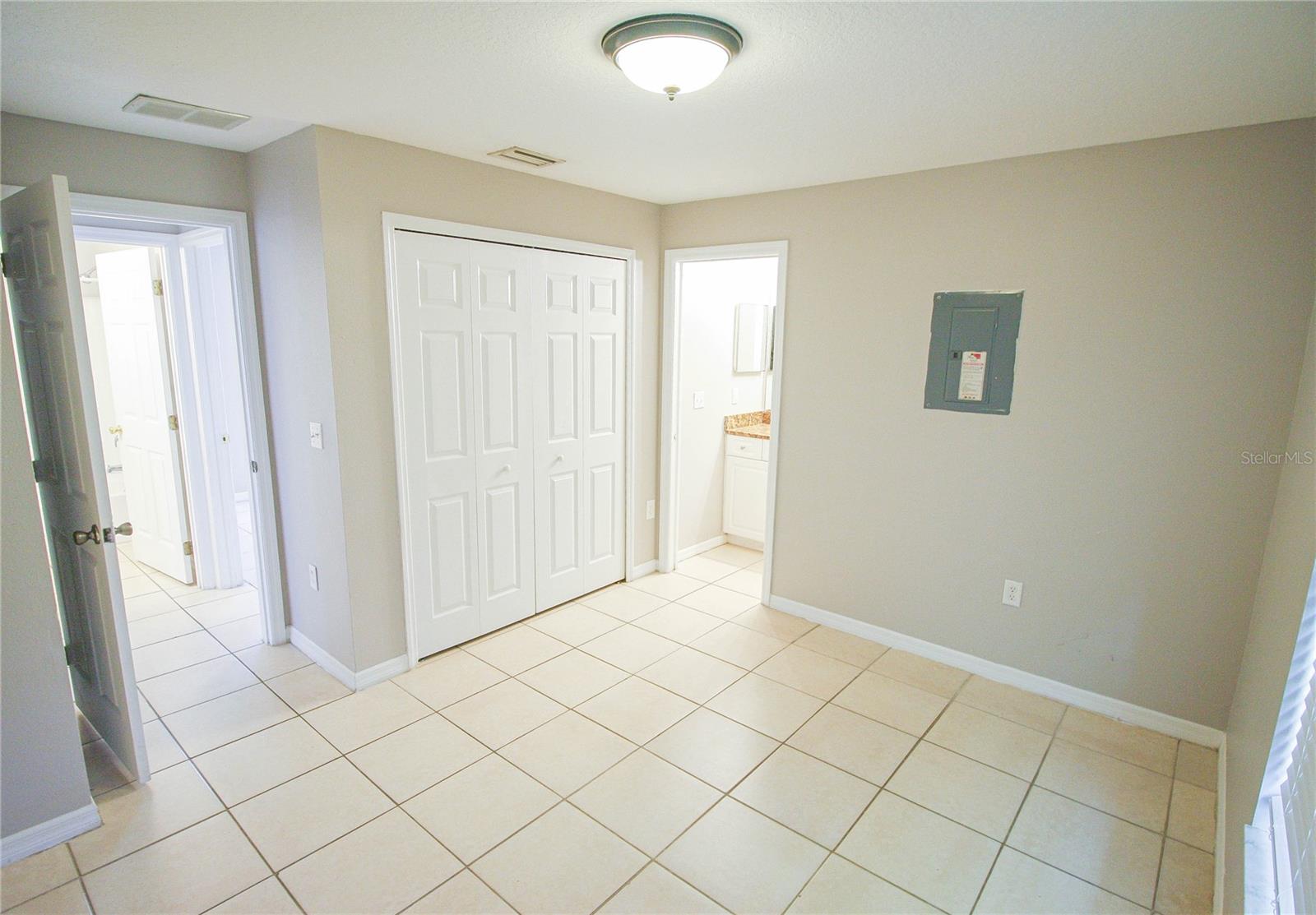 5454 KENSINGTON ST #5454 — photo 10