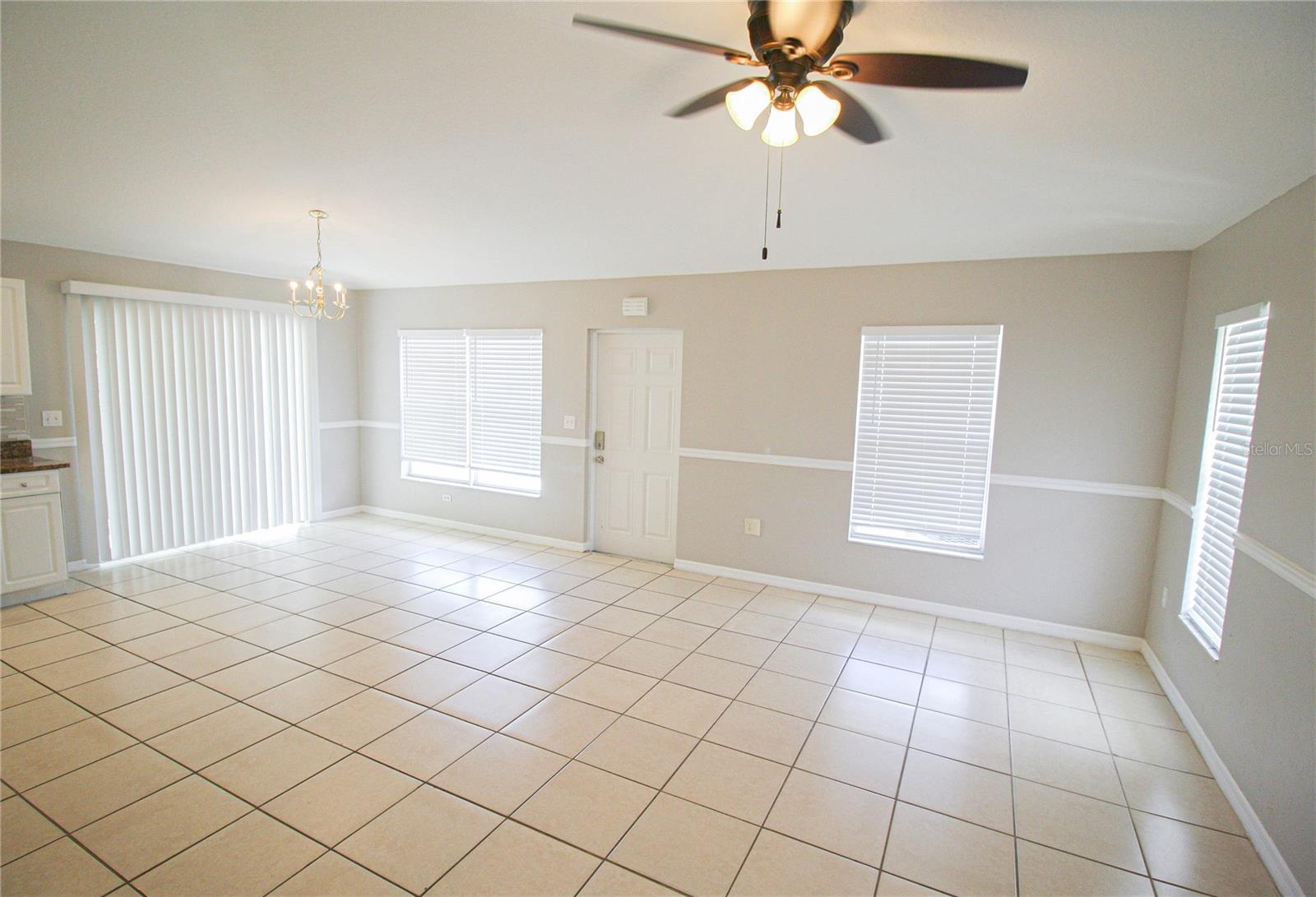 5454 KENSINGTON ST #5454 — photo 9