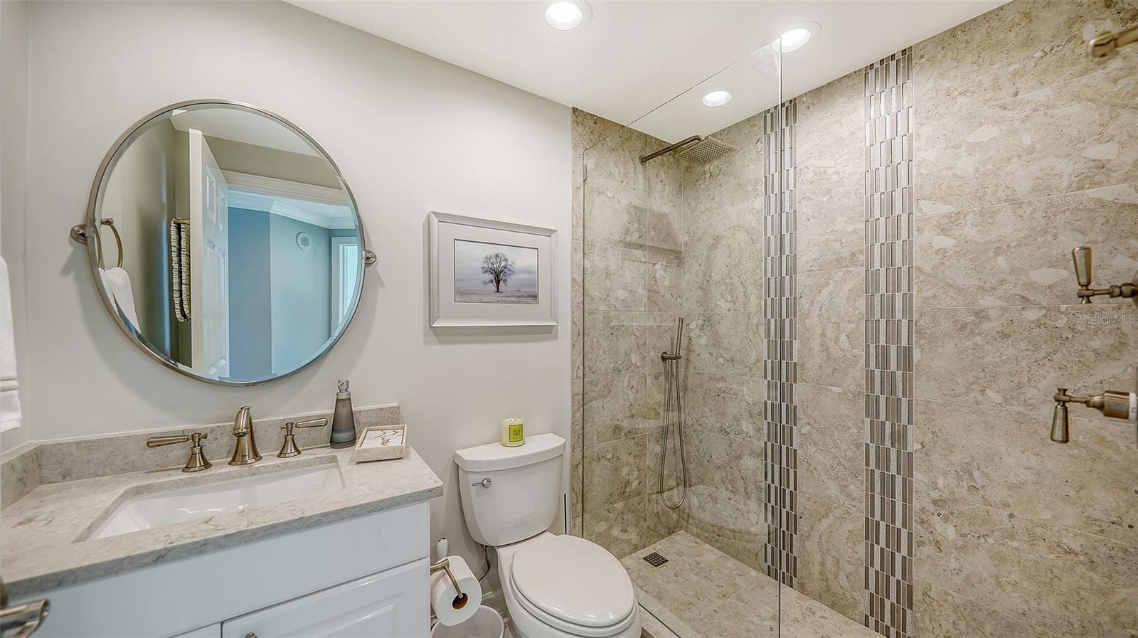 385 N POINT RD #301 — photo 39
