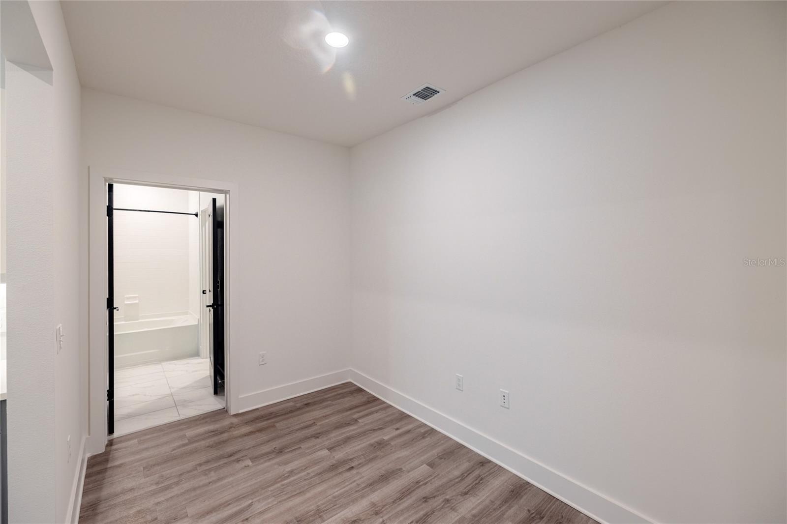 1420 LAKEFRONT DR #6413 — photo 22