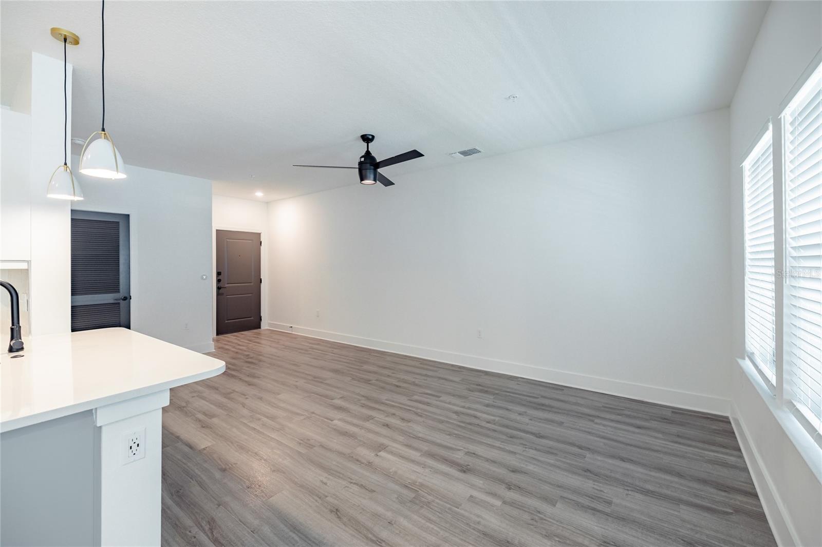 1420 LAKEFRONT DR #6413 — photo 11