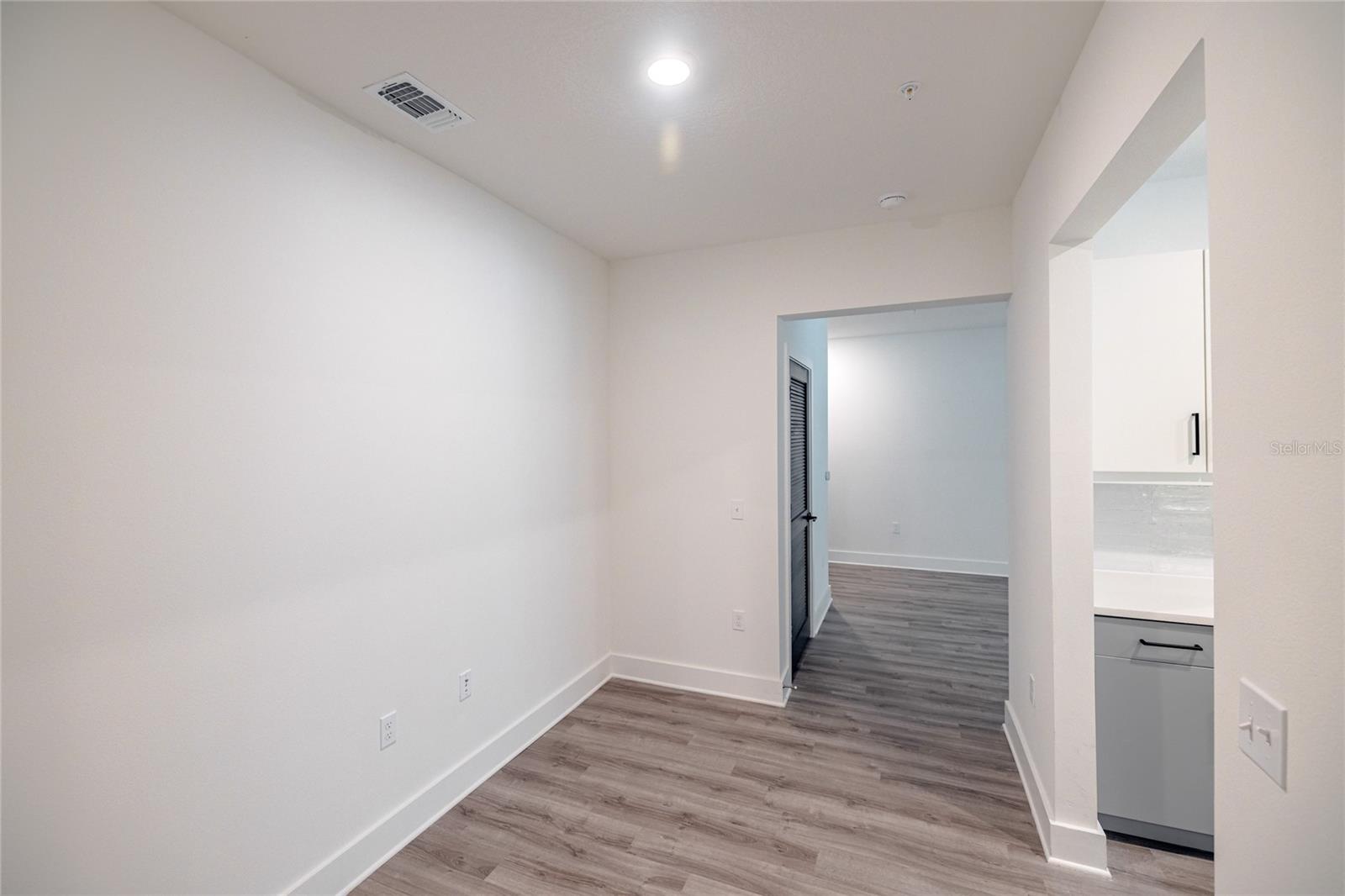 1420 LAKEFRONT DR #6413 — photo 18