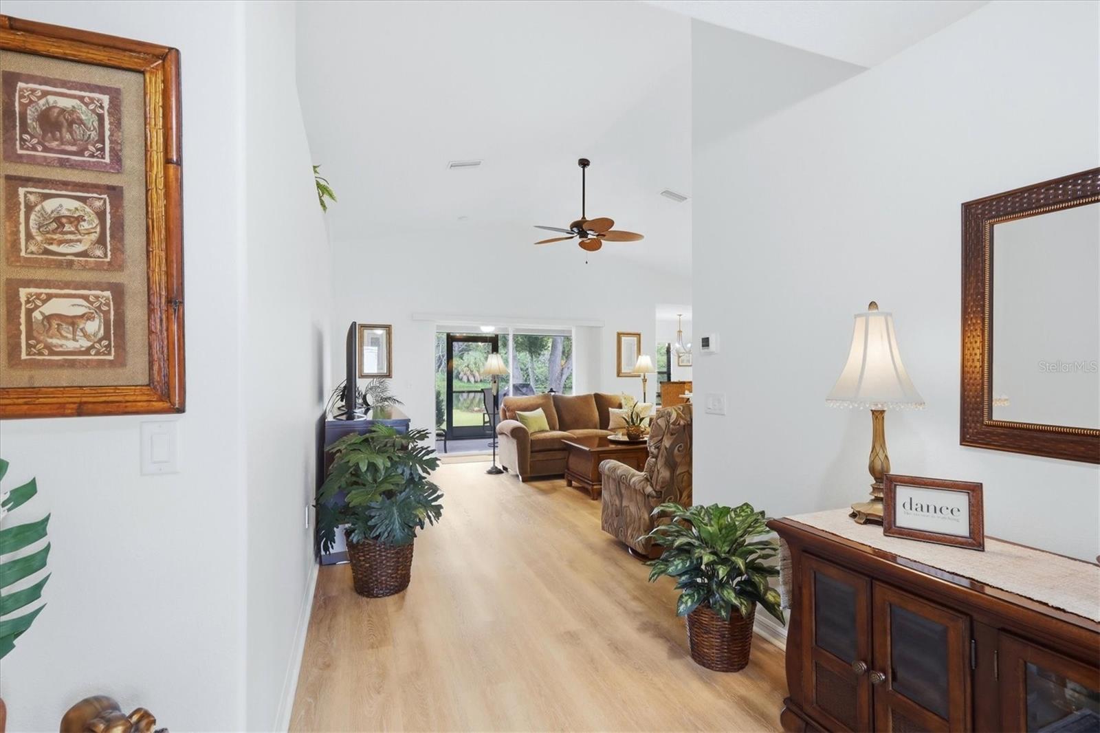 2714 FEIFFER CIR — photo 5