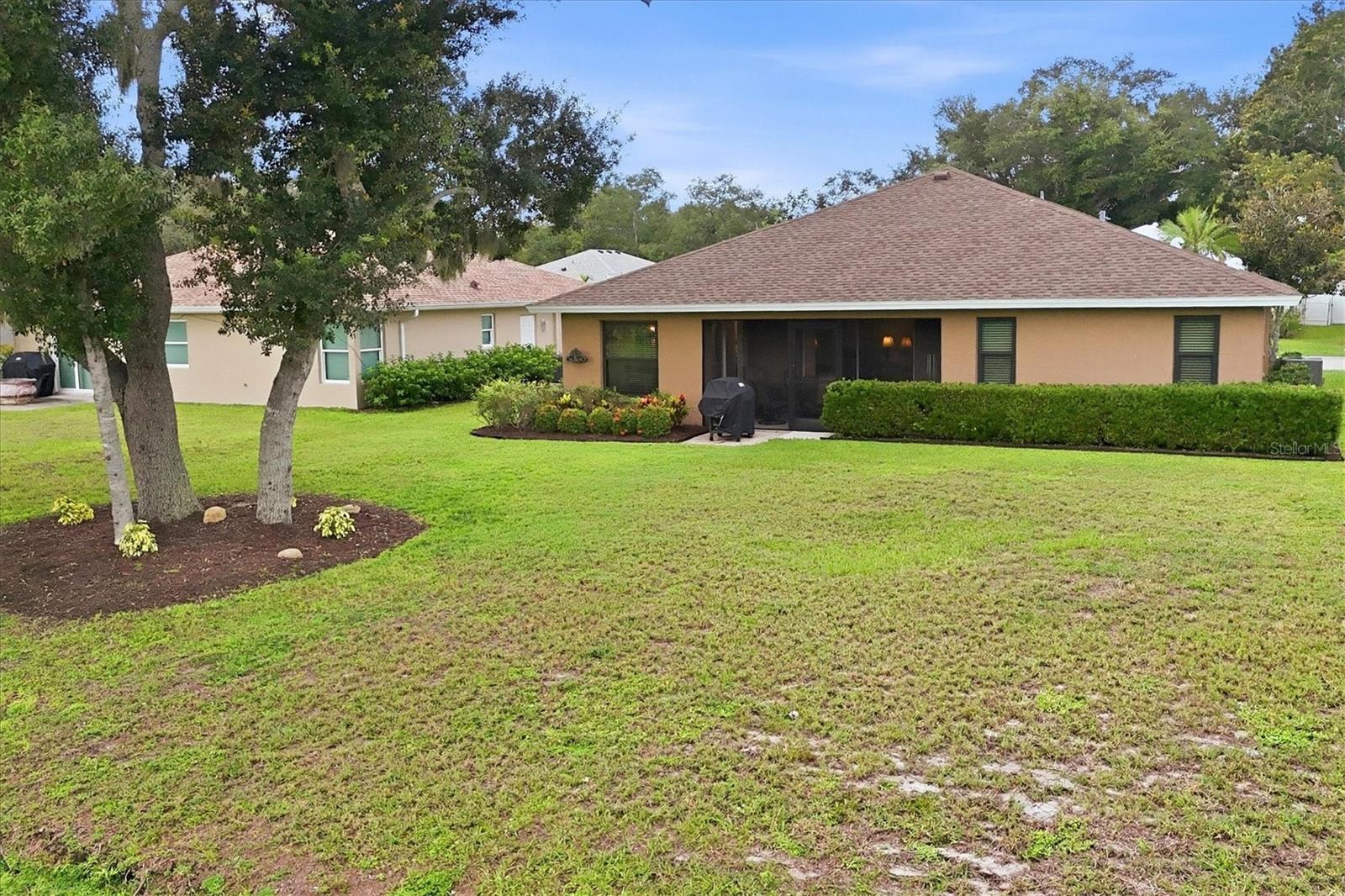2714 FEIFFER CIR — photo 38