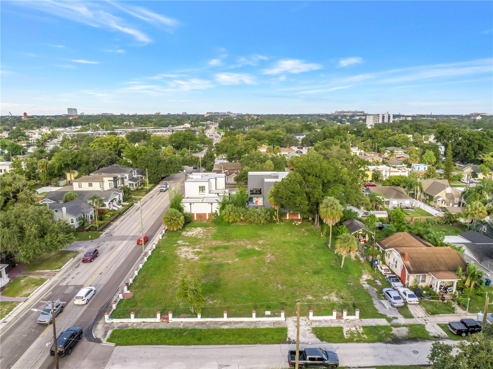 815 W COLUMBUS DR — photo 64