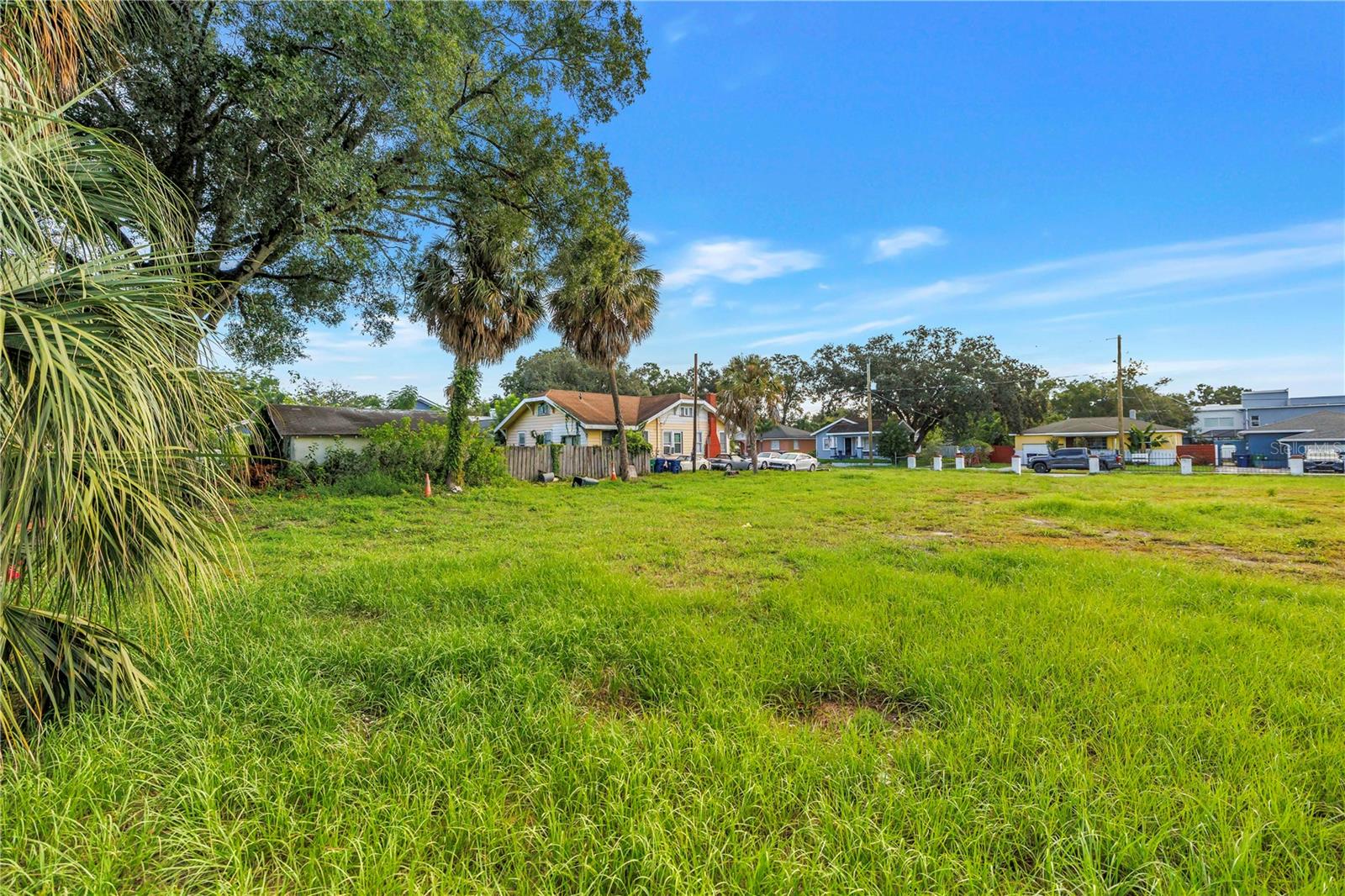 815 W COLUMBUS DR — photo 19