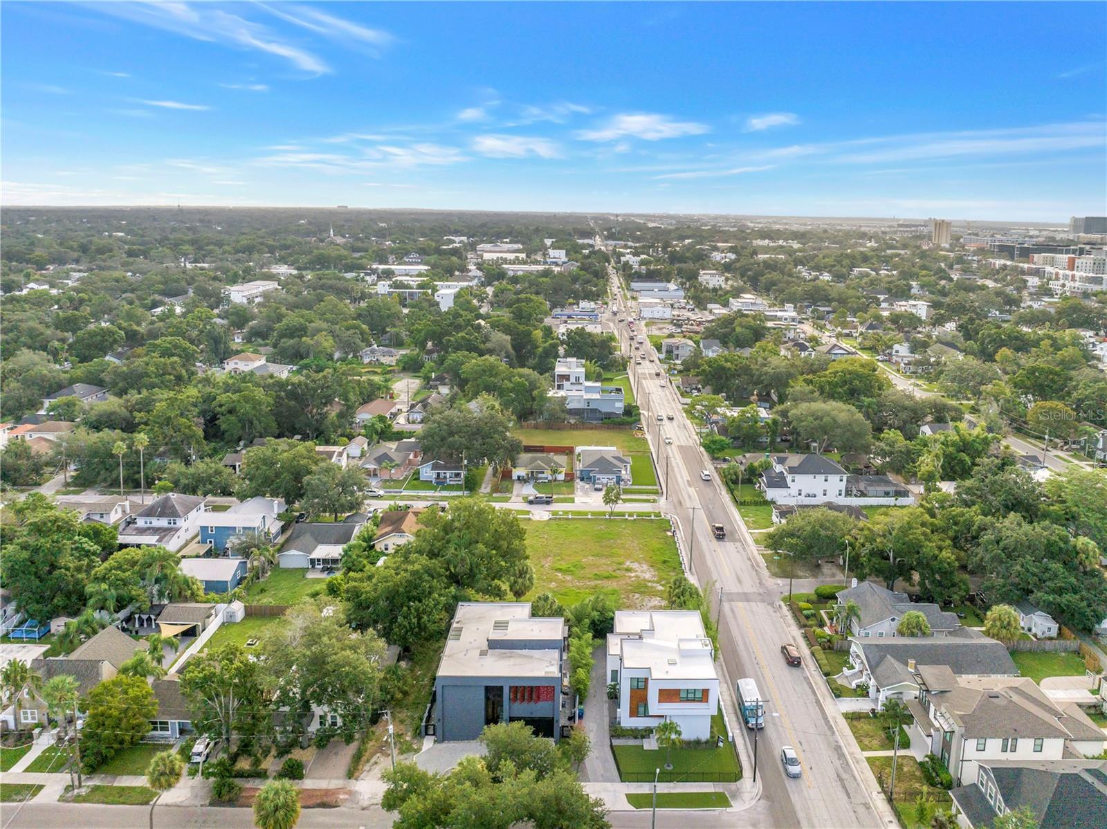 815 W COLUMBUS DR — photo 51
