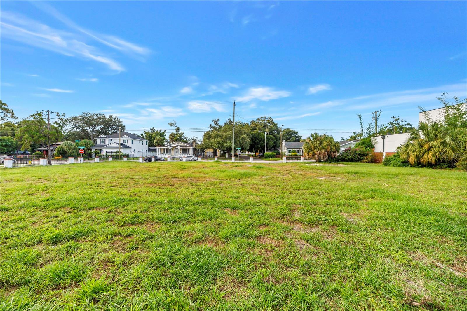 815 W COLUMBUS DR — photo 21