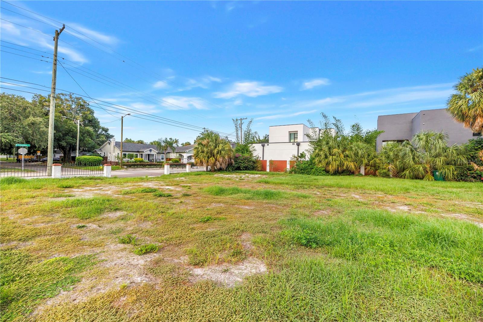 815 W COLUMBUS DR — photo 13