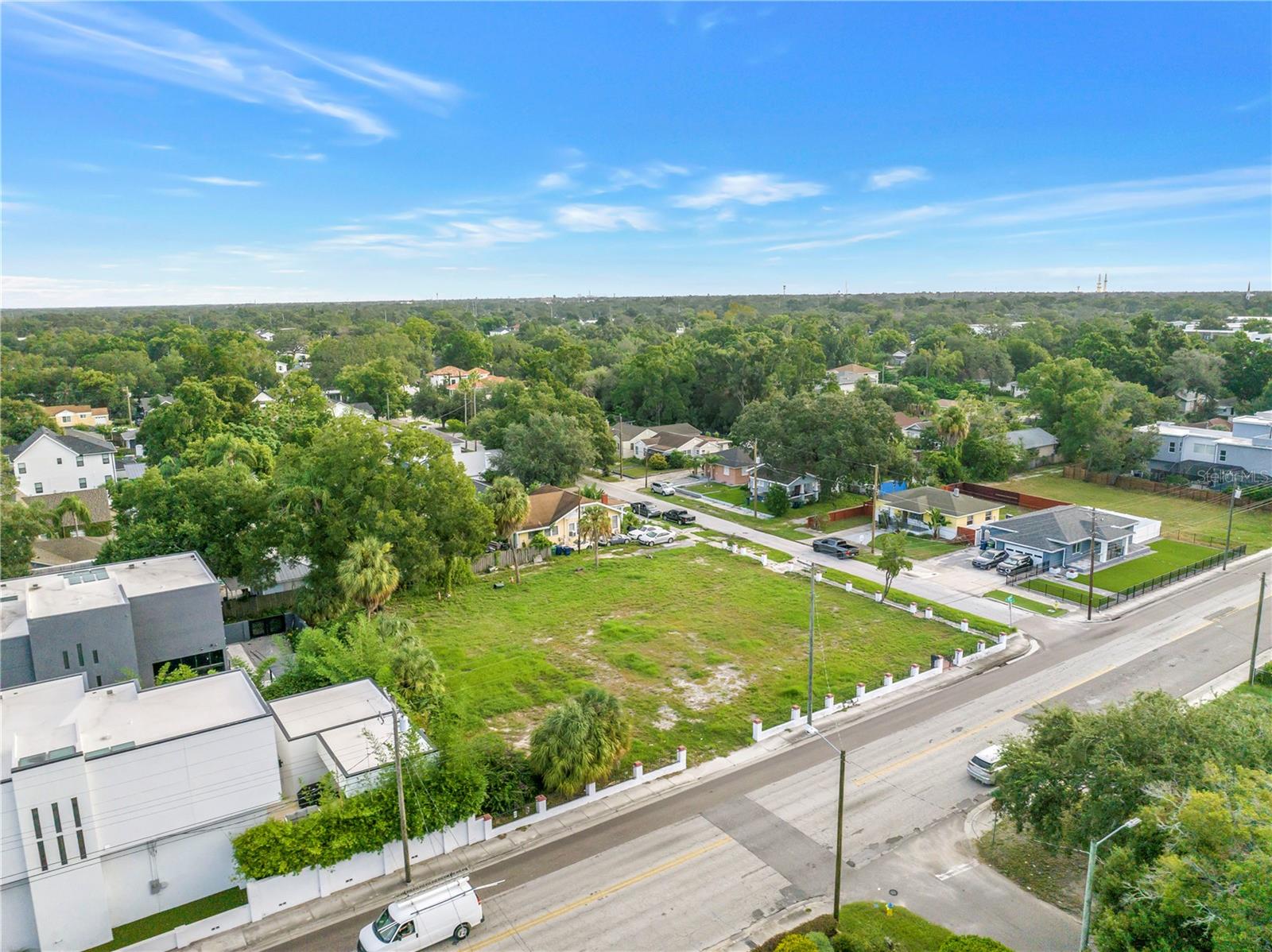 815 W COLUMBUS DR — photo 60