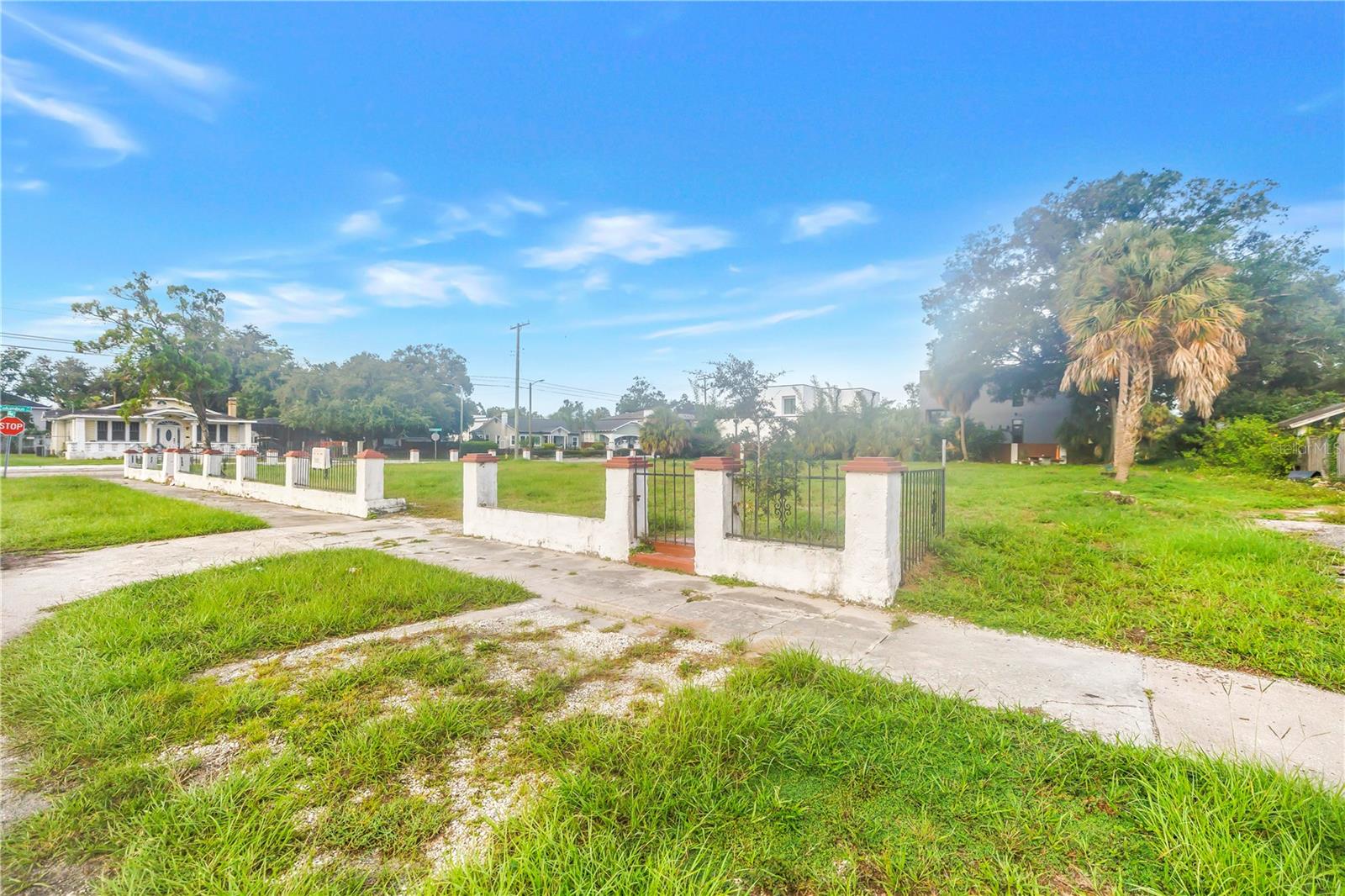 815 W COLUMBUS DR — photo 6