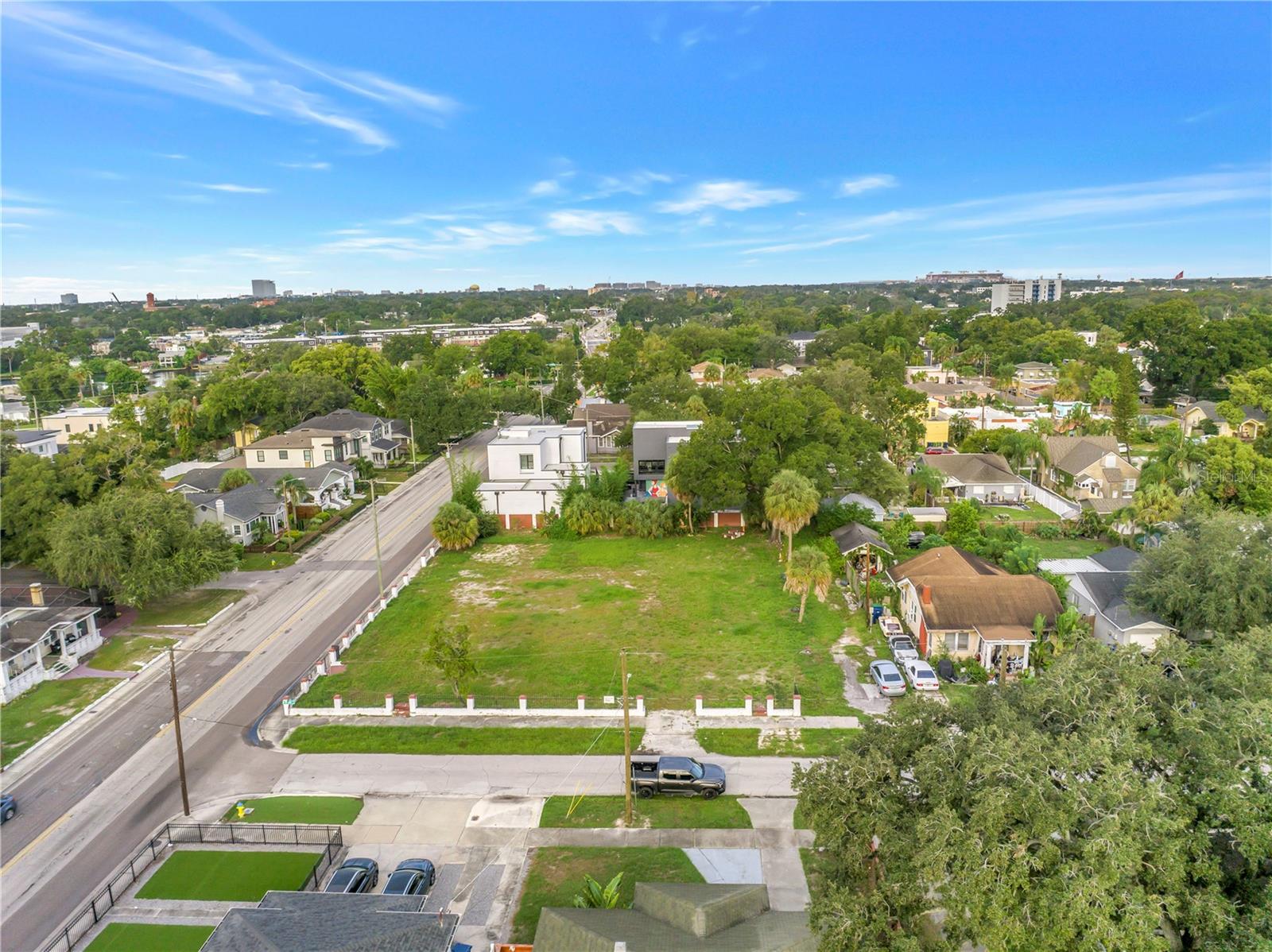 815 W COLUMBUS DR — photo 56