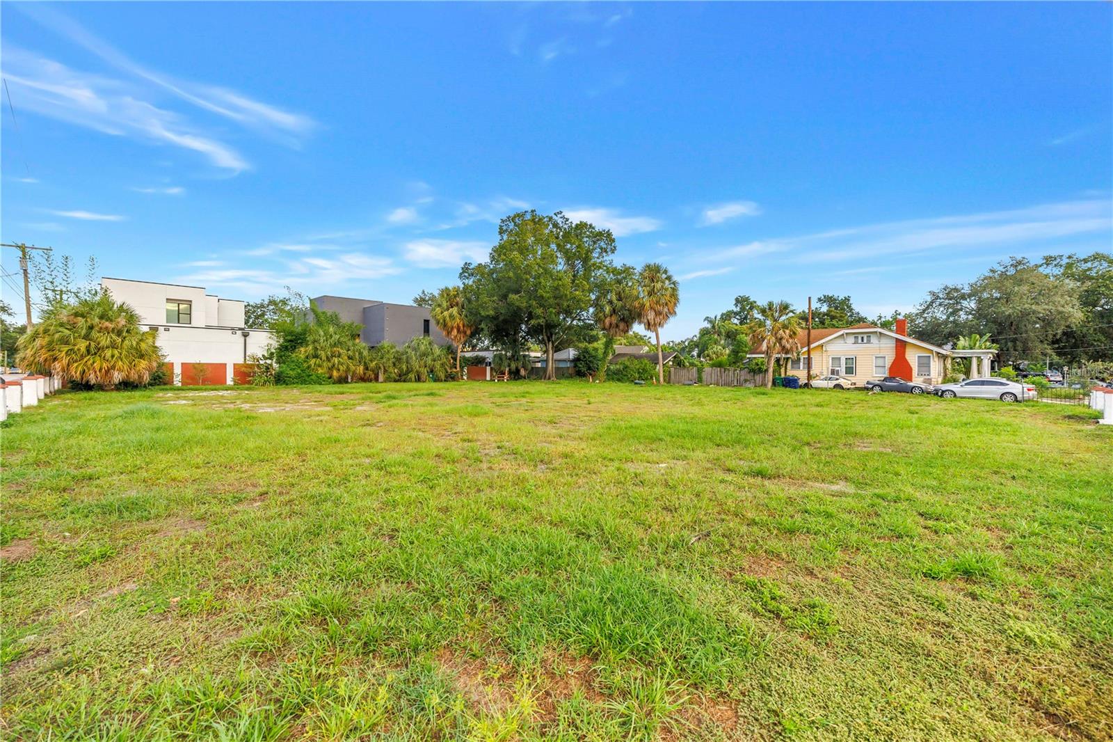 815 W COLUMBUS DR — photo 11