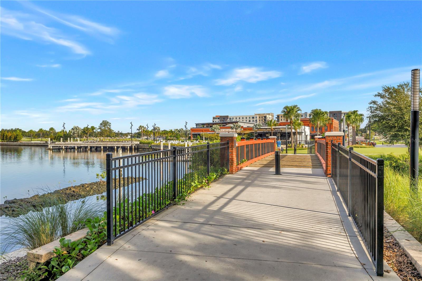 815 W COLUMBUS DR — photo 42