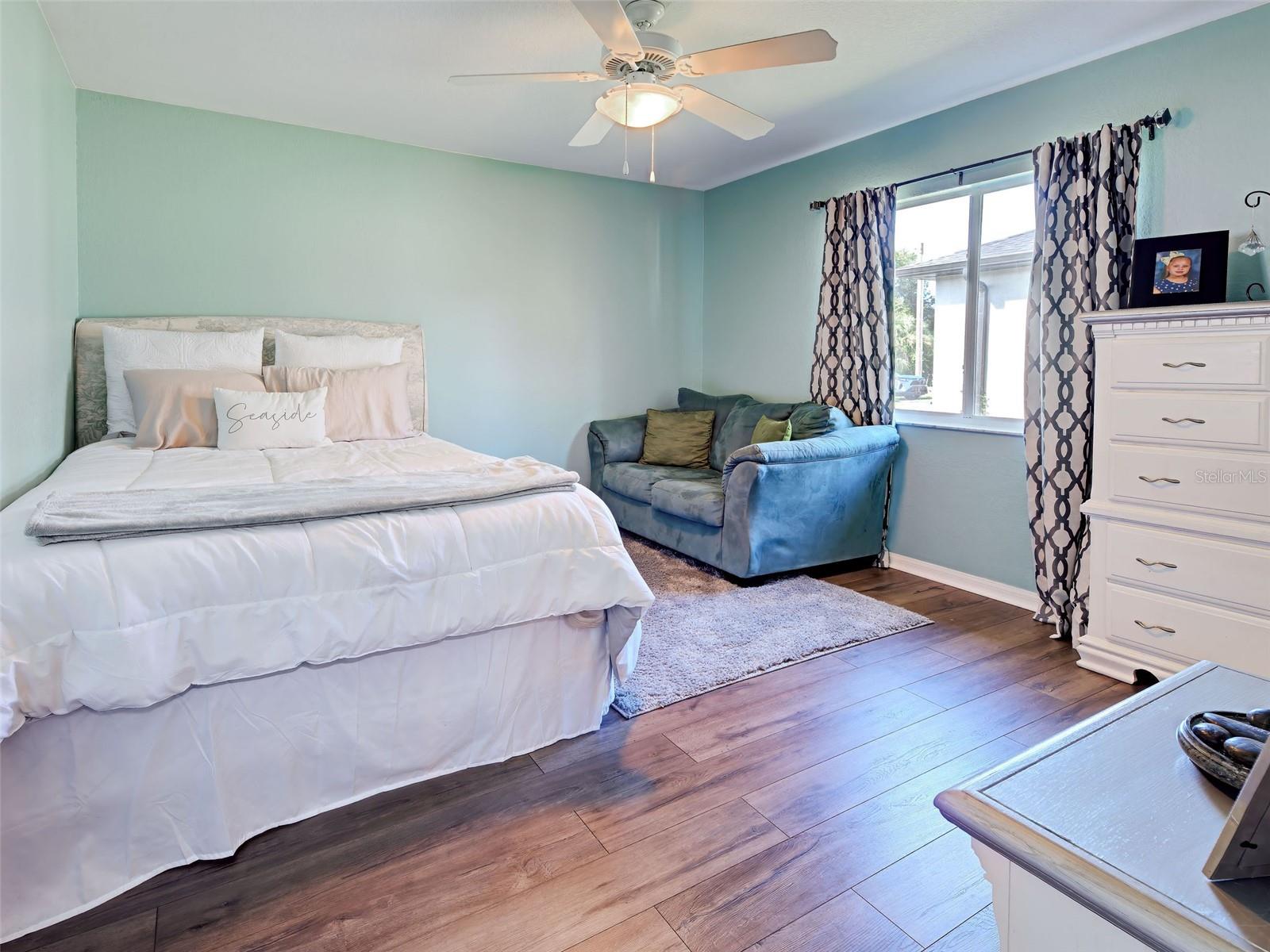 3676 DIAMOND AVE — photo 40