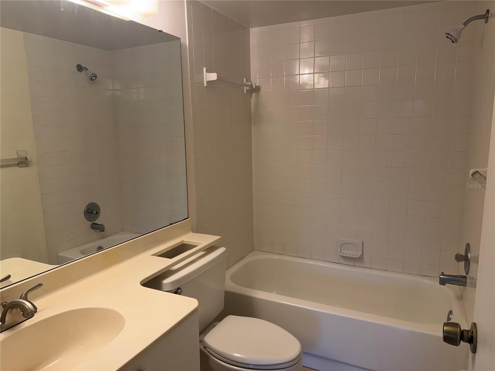 638 BIRD BAY DR E #208 — photo 8
