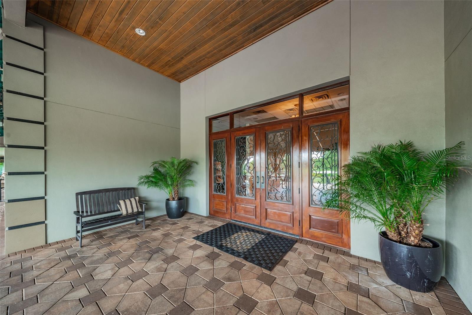 13612 S VILLAGE DR #5307 — photo 36