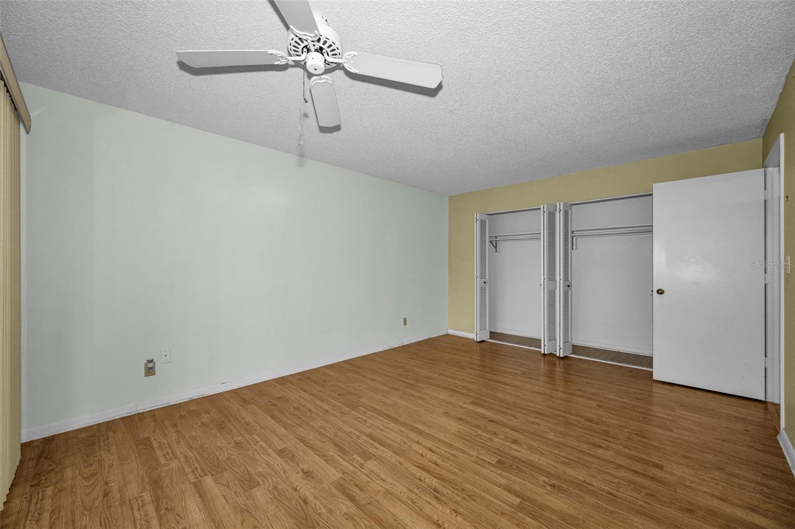 13612 S VILLAGE DR #5307 — photo 14