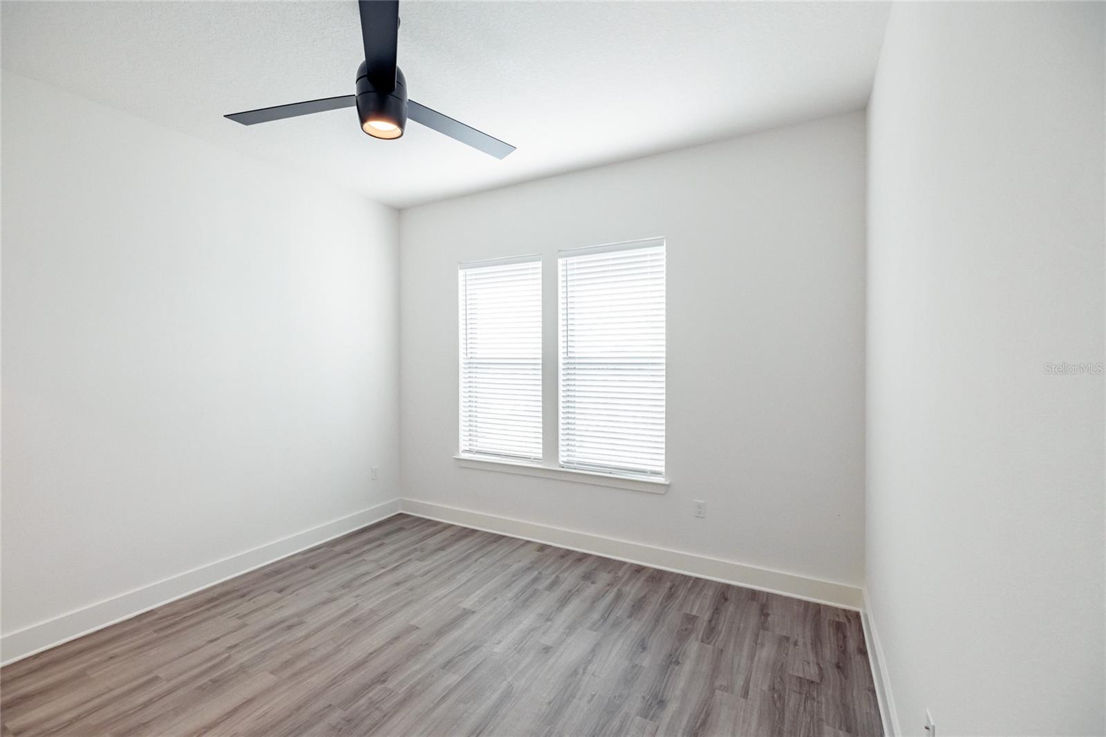 1420 LAKEFRONT DR #1104 — photo 12