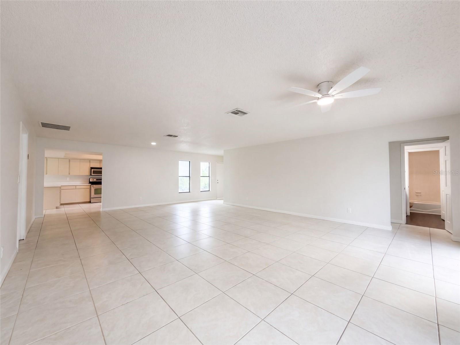 8022 TIMBER LAKE LN — photo 15