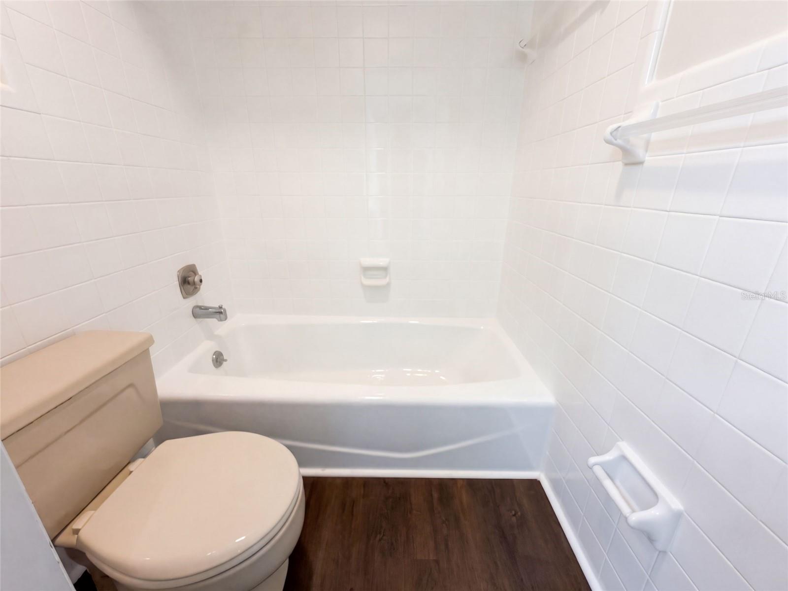 8022 TIMBER LAKE LN — photo 12