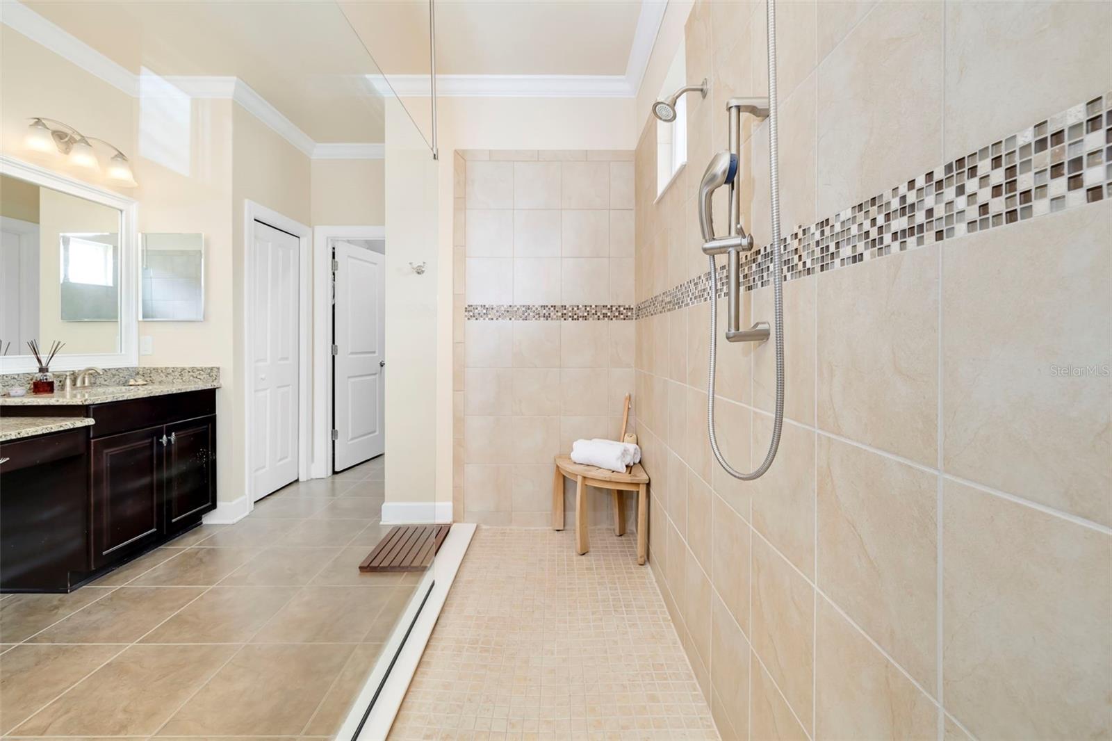 5231 CASTELLO LN — photo 38