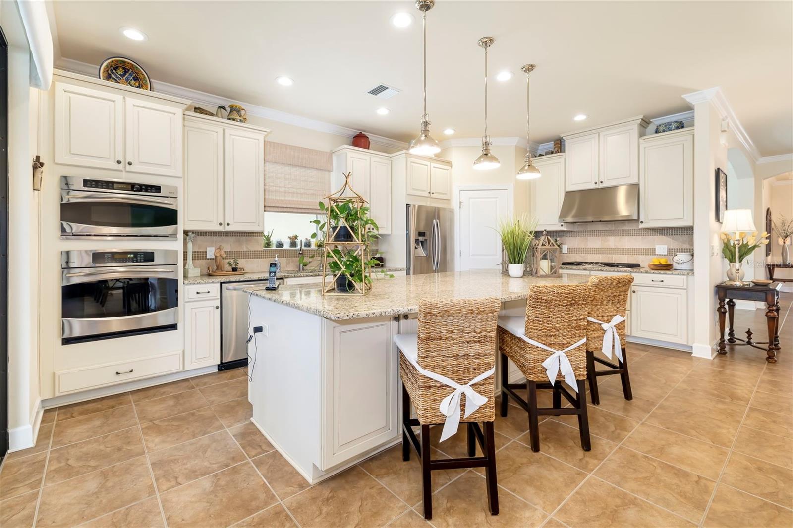 5231 CASTELLO LN — photo 11
